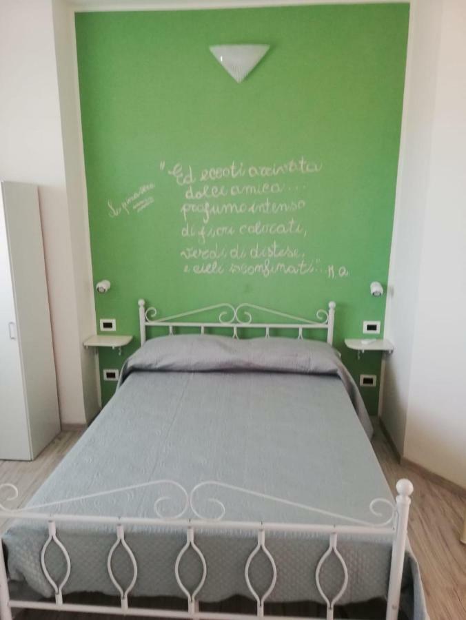 B&B La Collina Dei Poeti Catanzaro Bagian luar foto