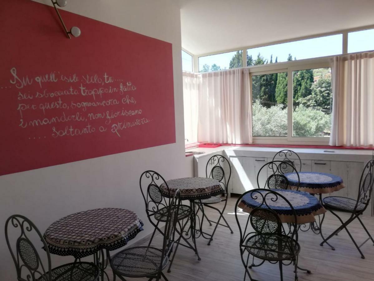B&B La Collina Dei Poeti Catanzaro Bagian luar foto