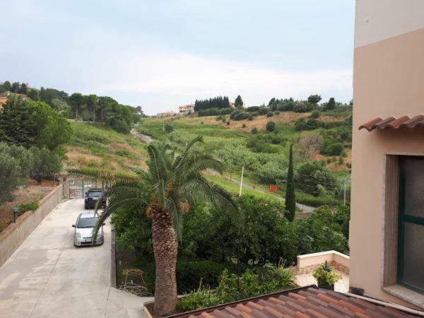 B&B La Collina Dei Poeti Catanzaro Bagian luar foto